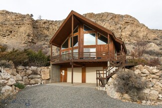 6 King Ln, Gardiner, MT 59030