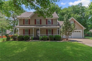 320 SW Raven Ct, Lees Summit, MO 64081