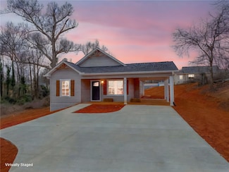 600 S Stribling St, Seneca, SC 29678