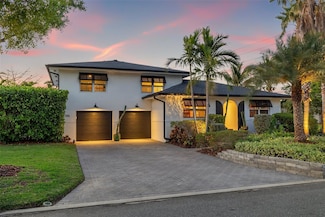 546 Rafael Blvd NE, Saint Petersburg, FL 33704