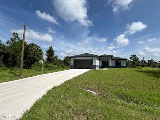 3418 58th St W, Lehigh Acres, FL 33971