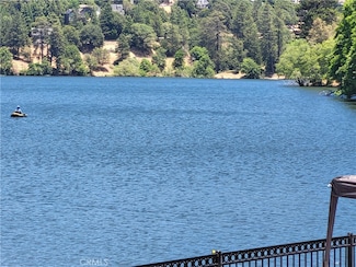 24743 Edelweiss Dr, Crestline, CA 92325