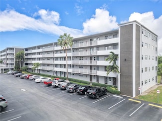 4800 Hillcrest Ln Unit 503, Hollywood, FL 33021