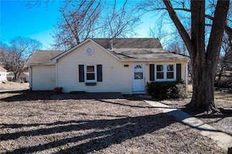 1501 3rd Ave, Leavenworth, KS 66048