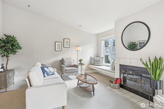 12530 109th Ct NE Unit F-304, Kirkland, WA 98034