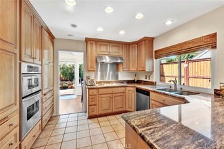14711 Pepper Tree Cir, Tustin, CA 92780