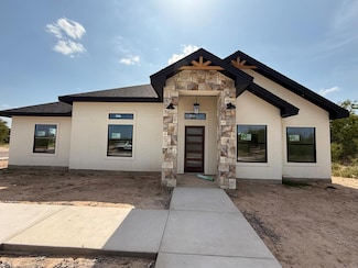129 Grullo Dr, Eagle Pass, TX 78852