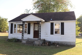 1307 Scottsville Rd, Lafayette, TN 37083