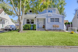 292 Morgan Ave, Old Bridge, NJ 08857