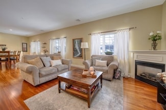 188 Summer St Unit 1, Weymouth, MA 02188