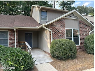 2005 Quail Ridge Rd Unit B, Greenville, NC 27858