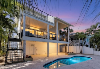 8485 Blind Pass Dr, Treasure Island, FL 33706