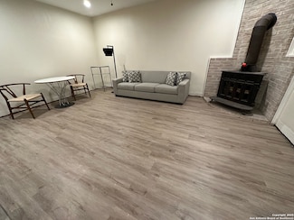 311 Tagert St, Pleasanton, TX 78064