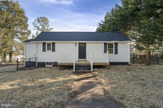 12028 Center St, Remington, VA 22734