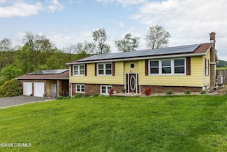 22 Wood Ave, Elysburg, PA 17824