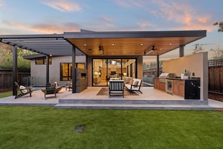 381 San Luis Ave, Los Altos, CA 94024