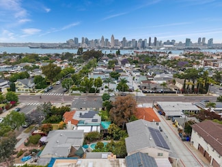 309-11 E Ave, Coronado, CA 92118