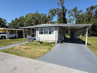 5827 Clubhouse Dr, New Port Richey, FL 34653