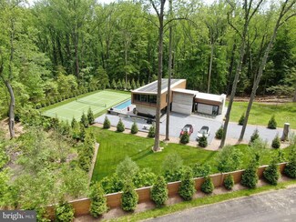 917 Sahlin Farm Rd, Annapolis, MD 21401