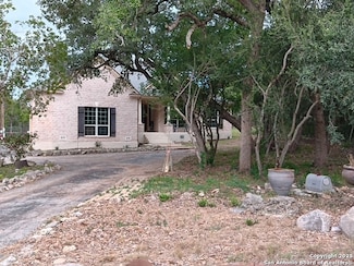 605 County Road 2763, Mico, TX 78056