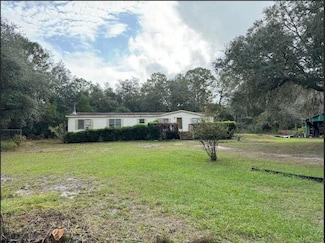 112 Knight Dr, Florahome, FL 32140