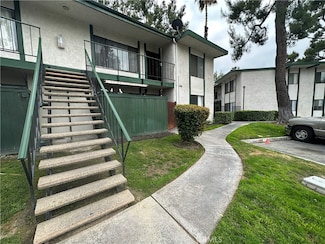 1735 E Washington St, Colton, CA 92324