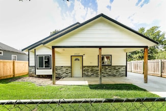 2515 N Arkansas Ave, Wichita, KS 67204