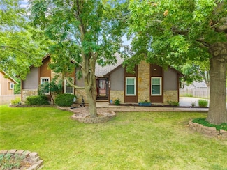 1514 NE Florence Ave, Lee's Summit, MO 64086