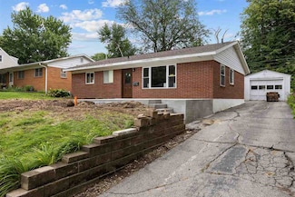 711 13th Ave, Coralville, IA 52241