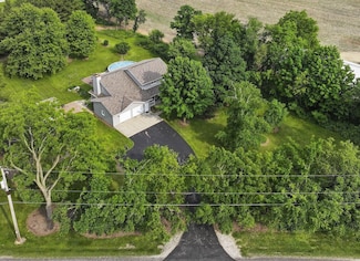 32665 Academy Rd, Burlington, WI 53105