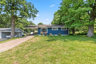 2742 Chrysler St, Cape Girardeau, MO 63701