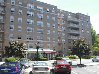 84-39 153rd Ave Unit 3A, Howard Beach, NY 11414