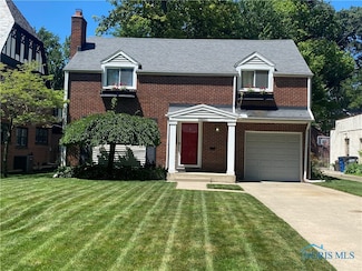 2950 Darlington Rd, Toledo, OH 43606