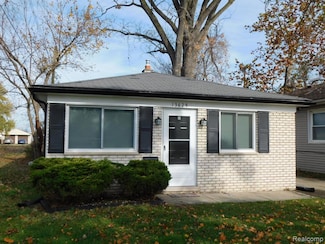 13625 Hendricks Ave, Warren, MI 48089