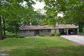 3718 Schalk Rd, Manchester, MD 21102