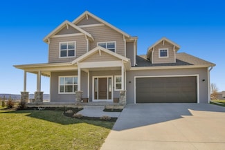 1124 21st St, Baraboo, WI 53913