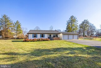6419 Essex Ct, Warrenton, VA 20187