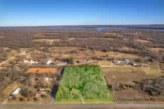 3 S 330 Rd, Wagoner, OK 74467