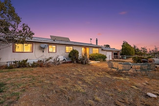 109 Church St E, Edgewood, NM 87015