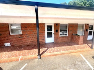110 Maple Cir, Belmont, NC 28012