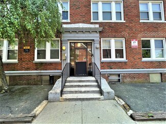 15 Huss Ct Unit 105, Lynn, MA 01905