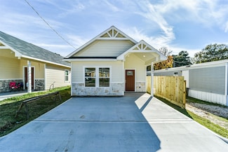 16943 W Juneau St, Montgomery, TX 77316