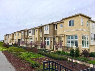 215 Hartstene Dr, Redwood City, CA 94065