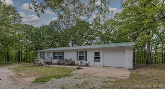 20877 Twin Hills Dr, Warsaw, MO 65355