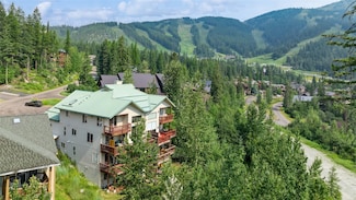 322 Wood Run Dr Unit B, Whitefish, MT 59937
