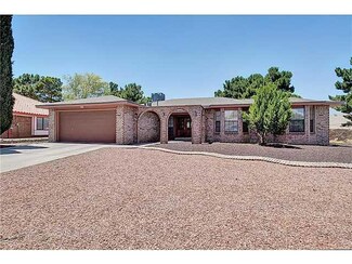 2061 Gus Moran St, El Paso, TX 79936