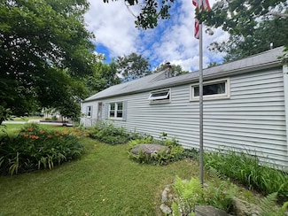 192 Tahattawan Rd, Littleton, MA 01460