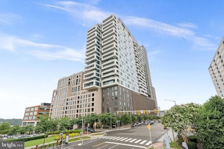 1650 Silver Hill Dr Unit 1904, McLean, VA 22102