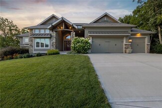 4566 NE Woodside Ave, Lee's Summit, MO 64064