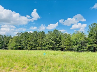 307 Weatherfield Pte, Cartersville, GA 30120